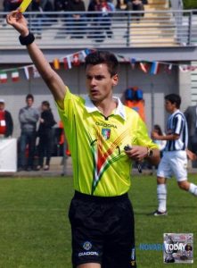 Croce, arbitro di Novara (immagine tratta da: www.novaratoday.it)