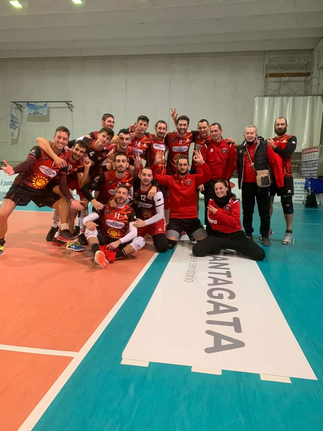 invictavolleyball-festeggia-la-prima-vittoria-di-campionato-di-serie-b-a-civita-castellana