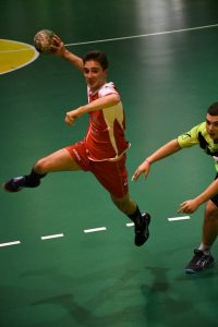 pallamano-grosseto-serie-B-maschile-giocatore-in-azione-di-gioco-