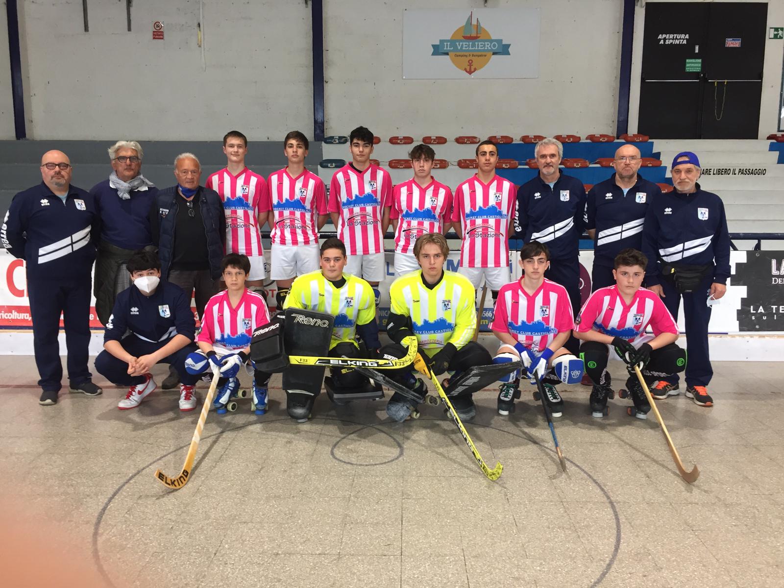 hockey-pista-castiglione-della-pesciaia-blue-factor-formazione-under-17-vincente-a-Follonica