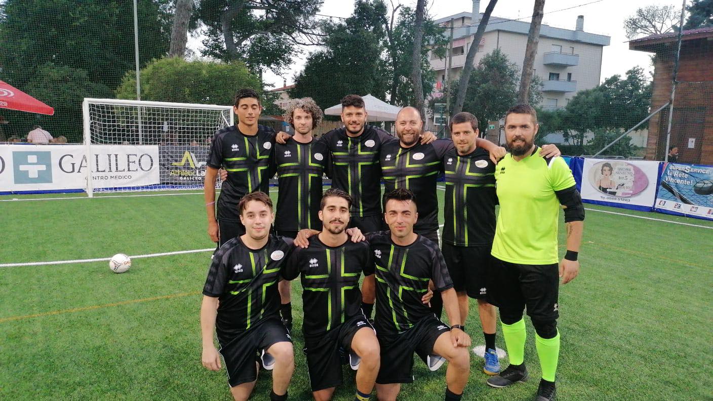 uisp-calcio-a-5-squadra-Pizzeria-Ballerini