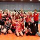 grosseto-volley-school-serie-D-la-squadra-festeggia-la-vittoria-2021-2022.