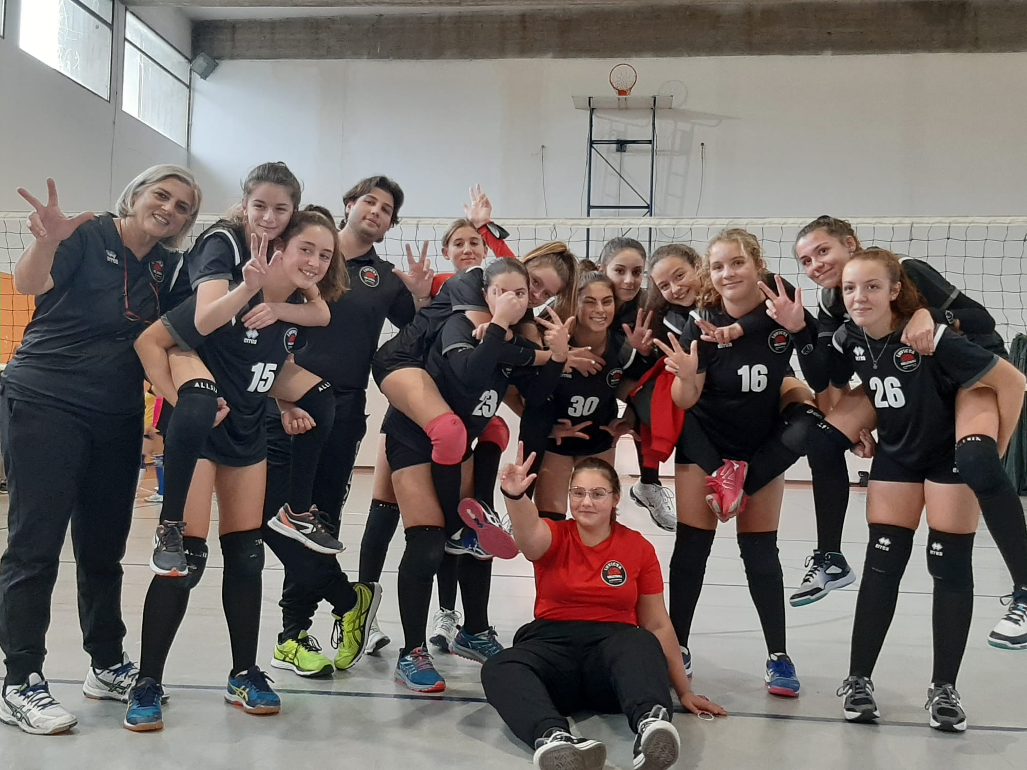invictavolleyball-squadra-under-16-femminile-2021-2022-