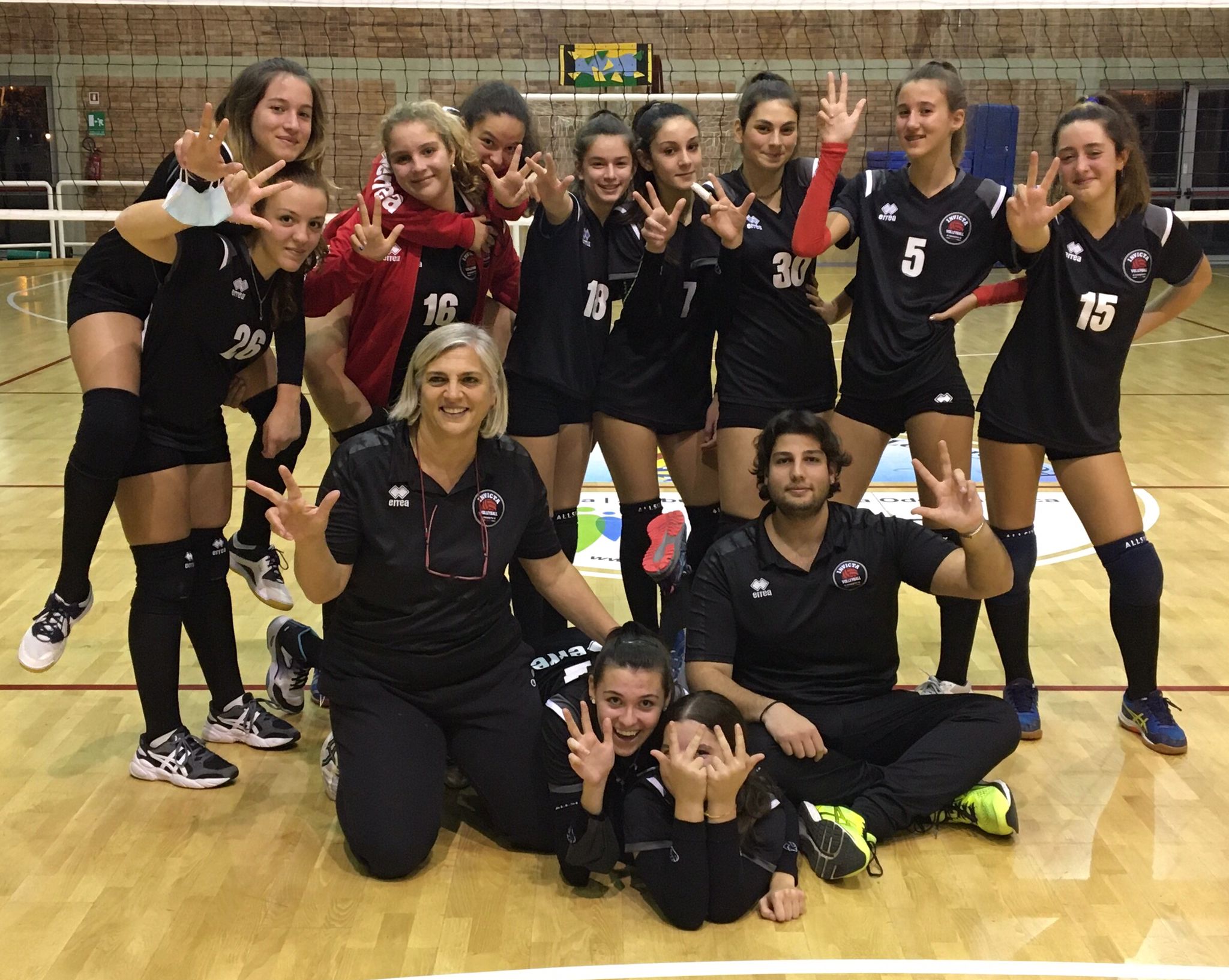 invictavolleyball-squadra-under-16-femminile-2021-2022