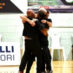 pallavolo grosseto luca consani la panchina esulta a fossato di vico 13 maggio 2023-1