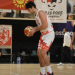 basket squadra maschile Divisione regionale 1 Gea Grosseto giocatore ignirri a canestro novembre 2023