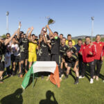 calcio squadra scarlino festeggia la vittoria seconda categoria maggio 2024