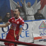hockey pista serie A1 circolo pattinatori grosseto festeggia la vittoria novembre 2025-1