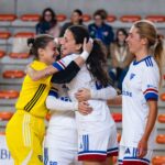 follonica gavorrano squadra calcio a 5 femminile abbraccio atlete dicembre 2025