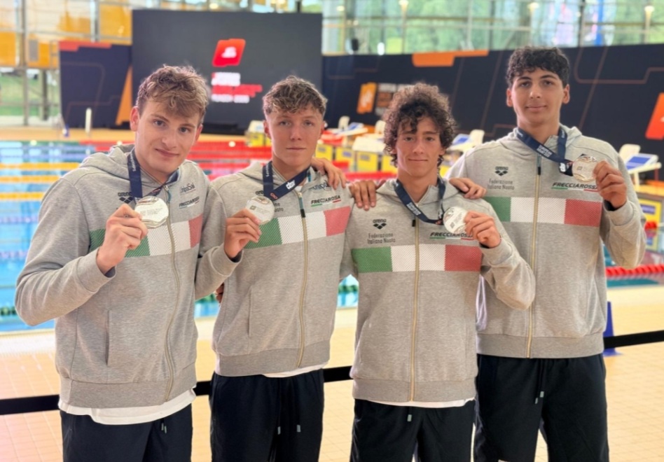 Nuoto: Andrea Lucarelli sul tetto d’Europa, tre medaglie storiche per Grosseto