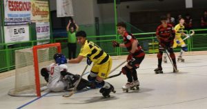 Hockey pista Esquibel nella partita d'andata dello scorso anno Blue Factor e Sarzana serie A1