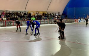 Hockey pista serie B circolo pattinatori grosseto follonica azione di gioco ottobre